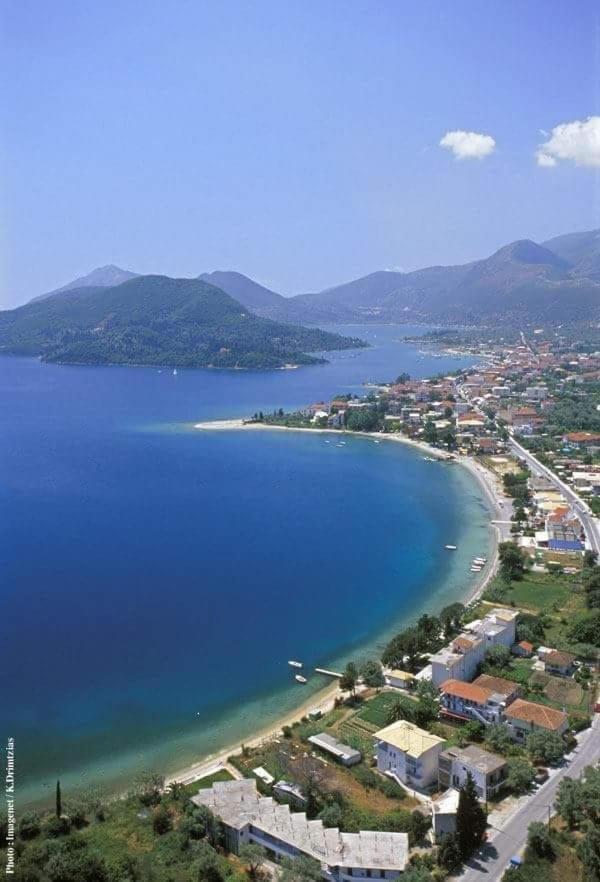 Marina Pansion * Νυδρί